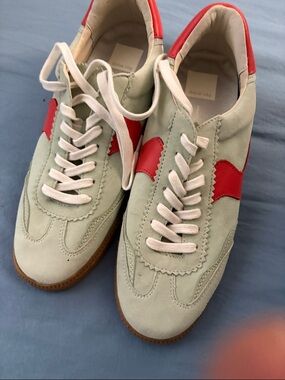 Dolce Vida sneakers